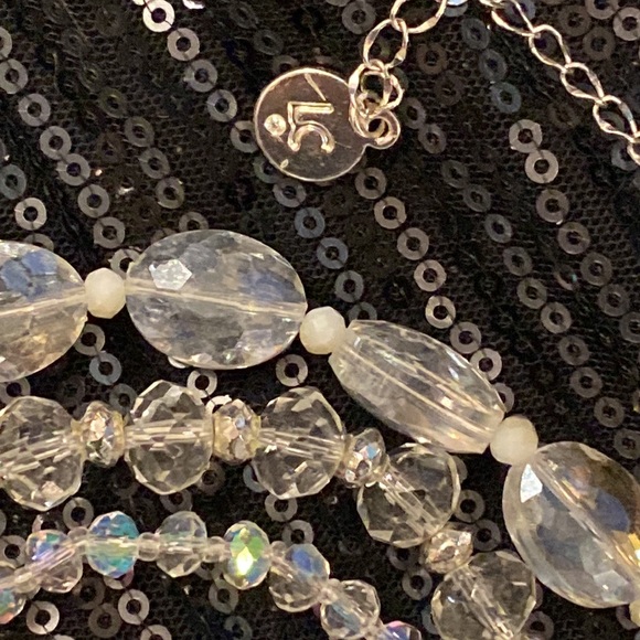 LIZ CLAIBORNE - necklace: triple-tier, multi-sized clear iridescent beads, adj. - Picture 7 of 16
